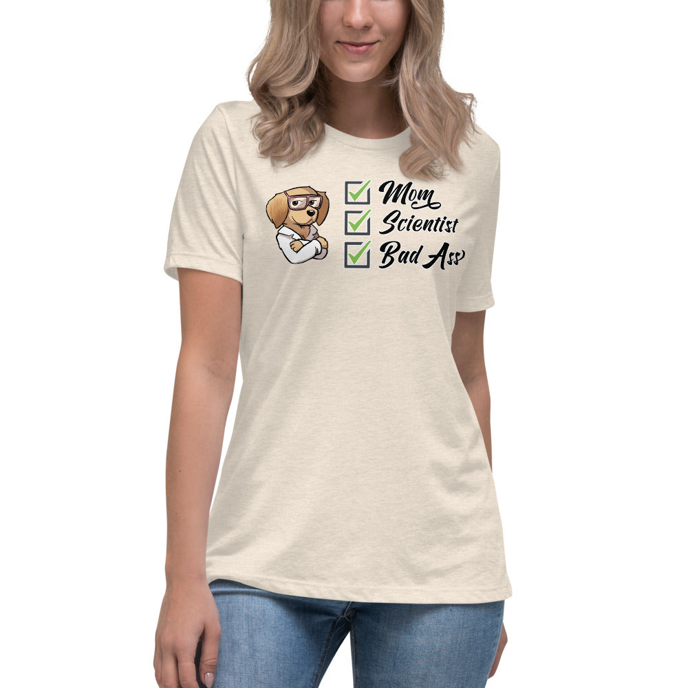 Women's Relaxed T-Shirt: Mom Scientist