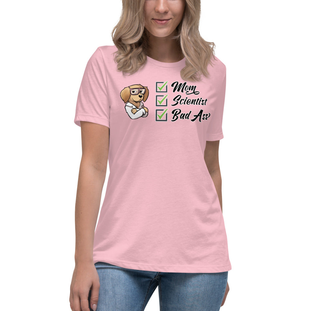 Women's Relaxed T-Shirt: Mom Scientist